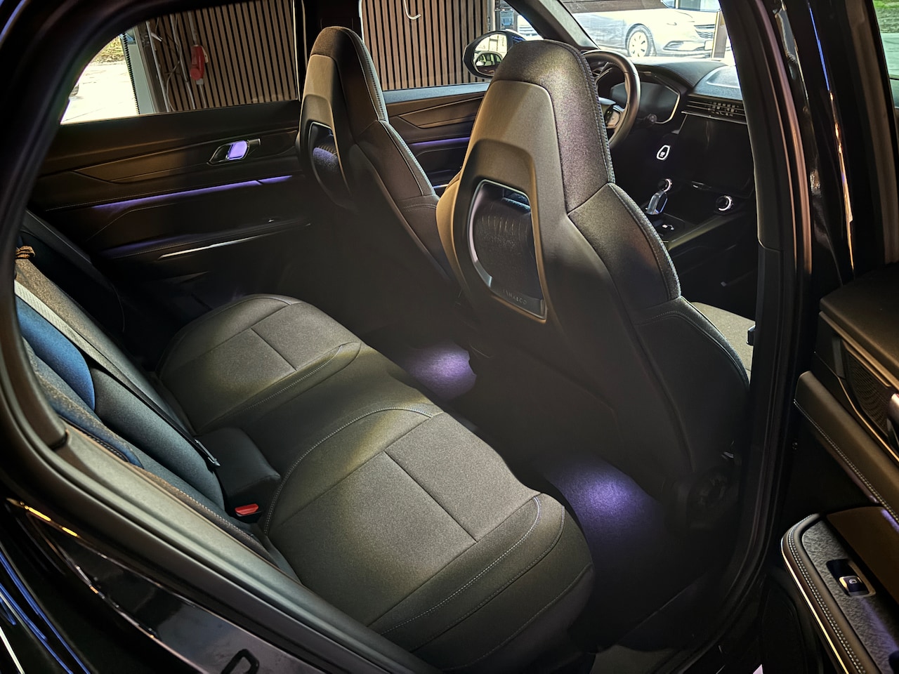 Lynk & Co 01 - 1.5 Phev | Pano. Adaptief. 20inch. Etc.