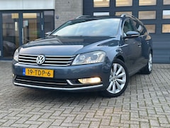 Volkswagen Passat Variant - 1.4 TSI Highline BlueMotion / Pano / Led / Stoelverwarming / Dynaudio / Leer / NAP / Deale