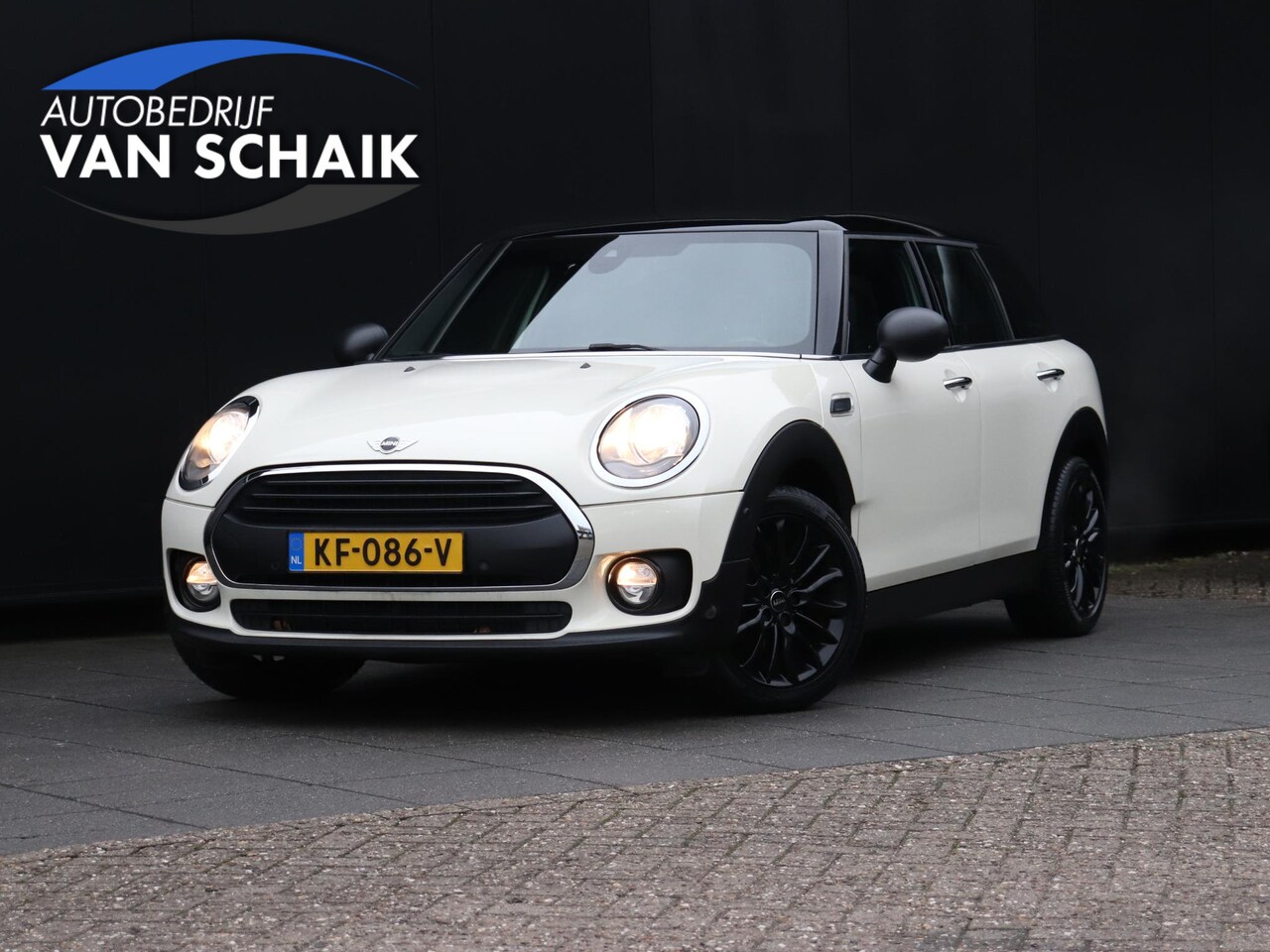 MINI Clubman - Mini 1.5 One Business CRUISE | NAVI | KEYLESS - AutoWereld.nl