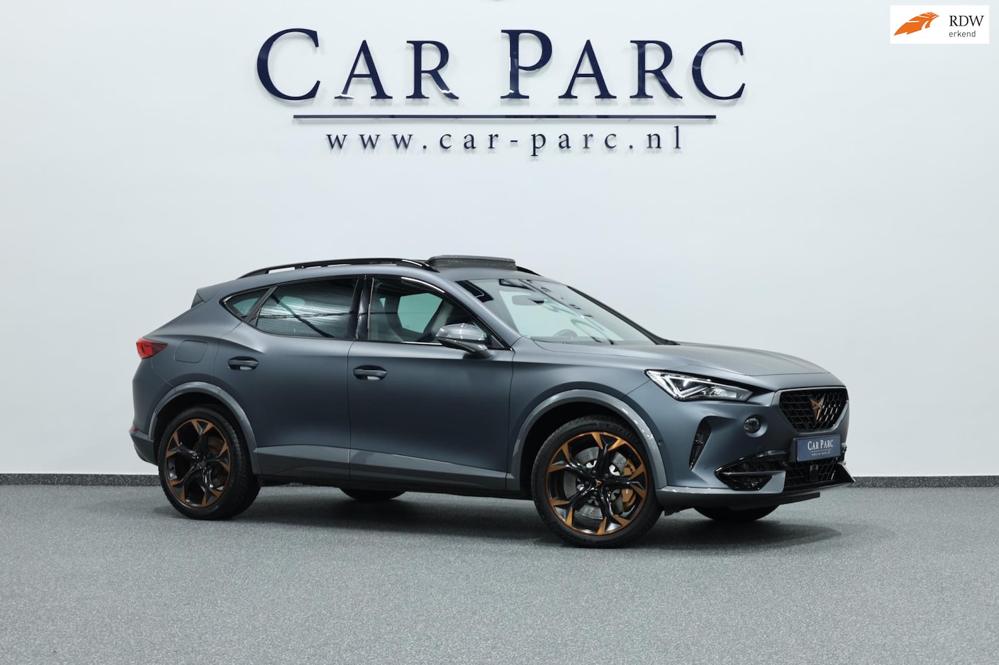 CUPRA Formentor - 2.0 TSI 4DRIVE 310+PK MATT/LED/VIRTUAL/SFEER/PANO/STUUR+S.VERWARMING+MEMORY/19"/KEYLESS/CA - AutoWereld.nl