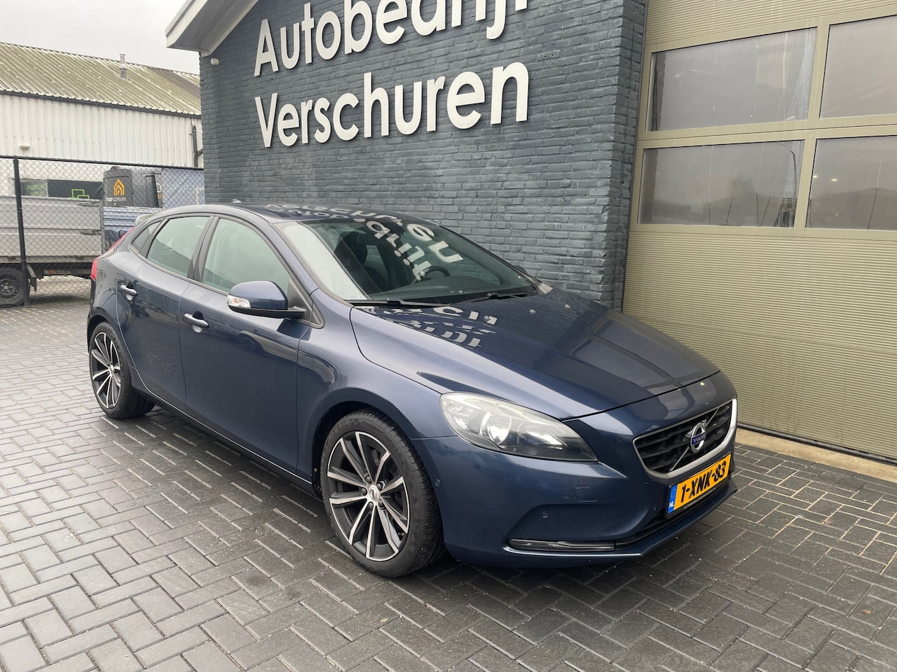 Volvo V40 - 2.0 T5 polestar performance R-Design dealer onderhouden - AutoWereld.nl