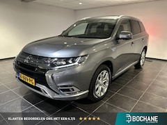 Mitsubishi Outlander - 2.4 PHEV Intense+ | SOH 82, 8%| Panoramadak | Navigatie | 360 Camera