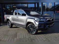 Toyota HiLux - 2.8 D-4D X-TRA CAB INVINCIBLE A/T VAN