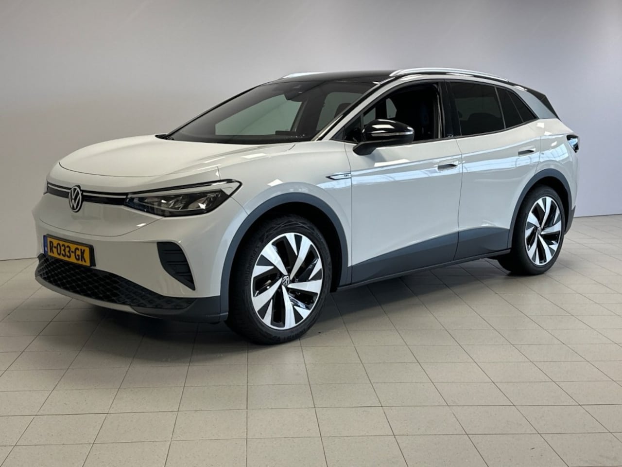 Volkswagen ID.4 - First 77 kWh - SOH 92,9 - Navi - LED - Adaptive Cruise - AutoWereld.nl