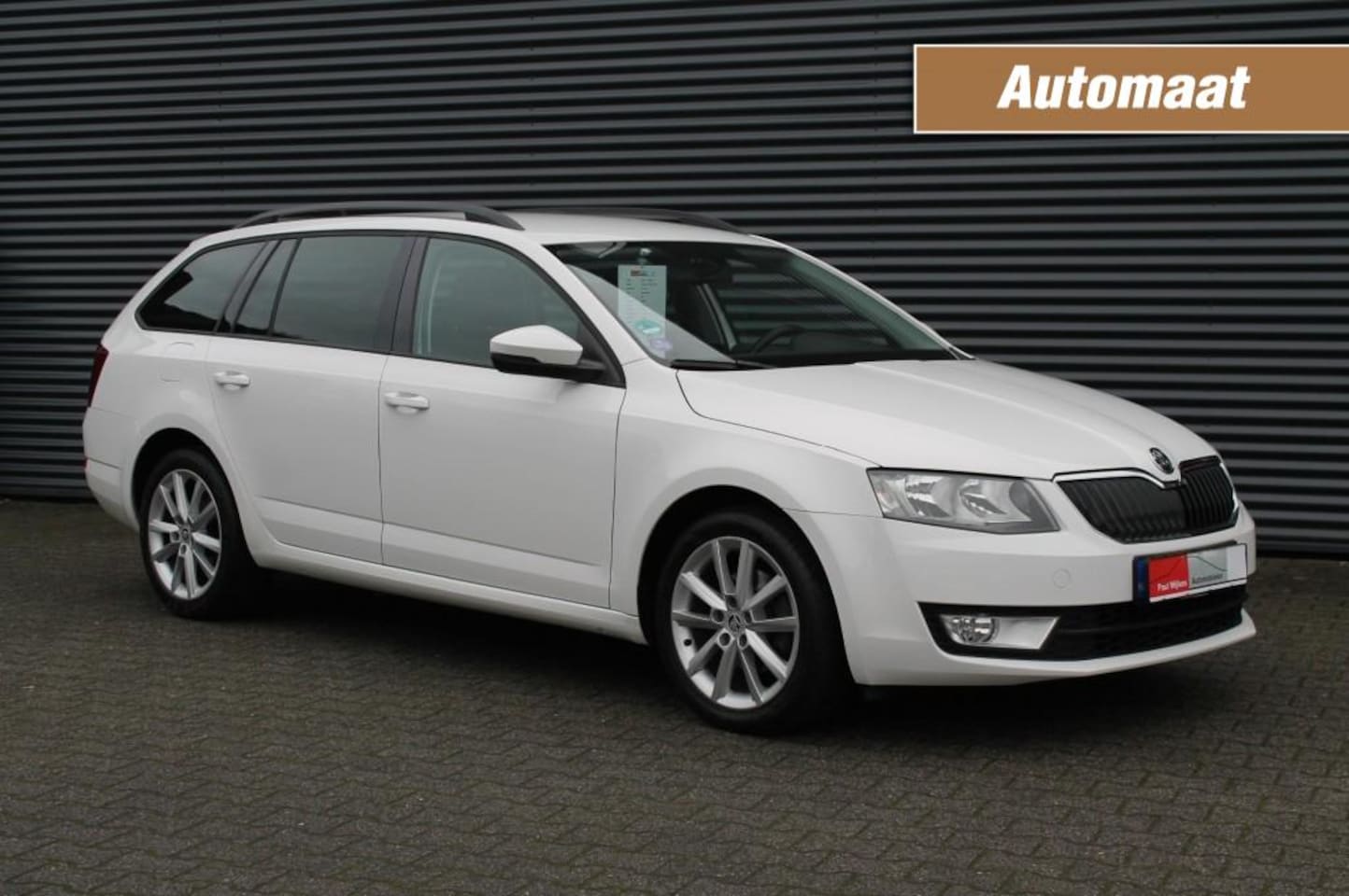 Skoda Octavia Combi - 1.4 TSi Combi Greentech Ambition Uitv.  AUTOMAAT-NAVIGATIE - AutoWereld.nl