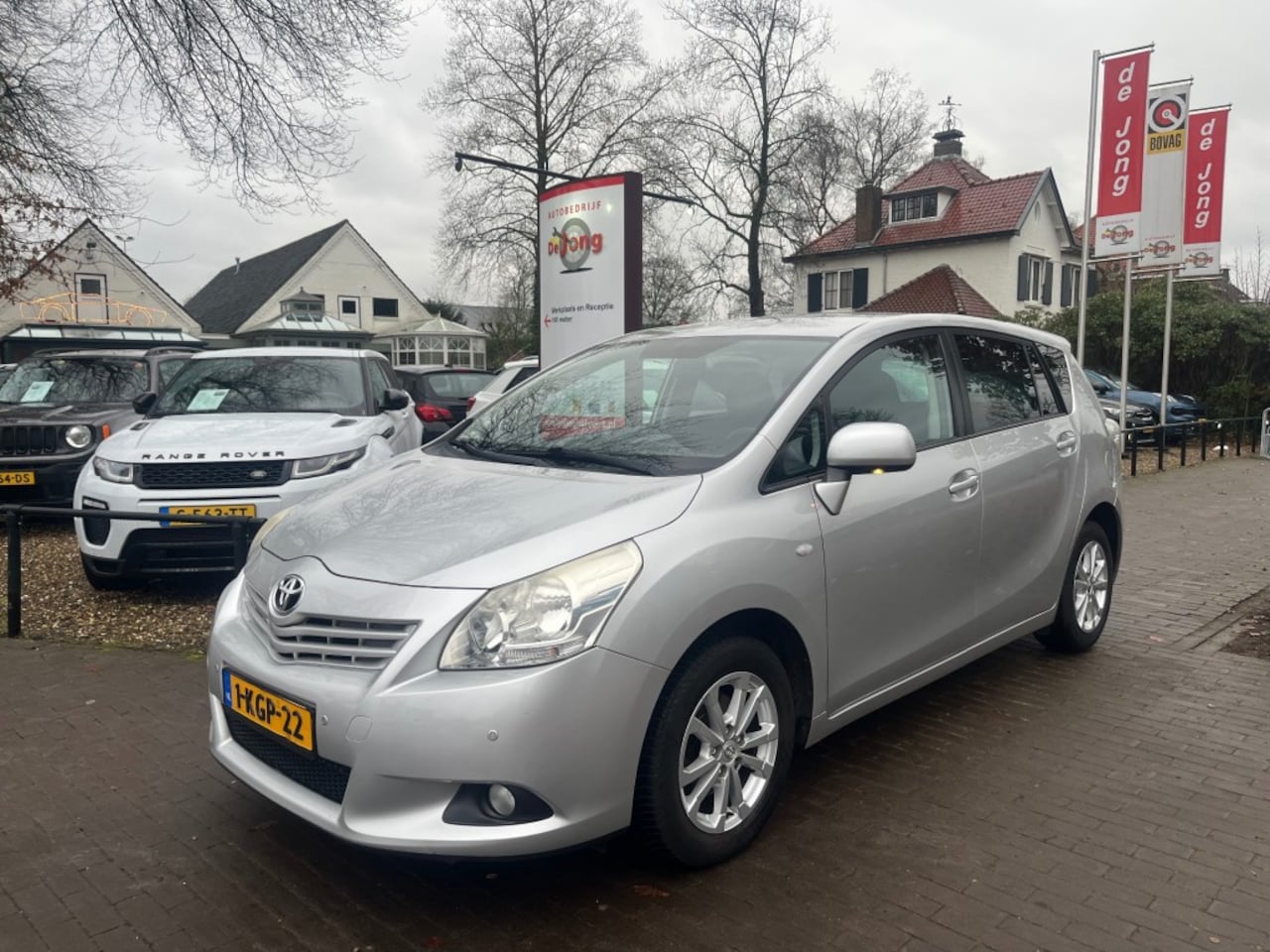 Toyota Verso - 1.8 VVT-I BUSINESS 7-PERSOONS / TREKHAAK / NAVI / AIRCO-ECC / PDC - AutoWereld.nl