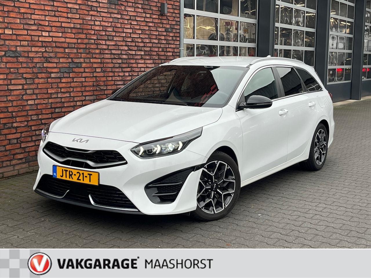 Kia Cee'd Sportswagon - Ceed 1.5 T-GDi GT-Line AchteruitrijCam./Adapt.Cruise/Memory/JBL-Audio/PDC/LED/DAB/Clima/Ap - AutoWereld.nl
