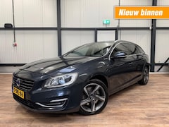 Volvo V60 - 2.4 D6 AWD Plug-in Hybrid Summum / LEDER / CLIMA / Memory Seats / Schuifdak /