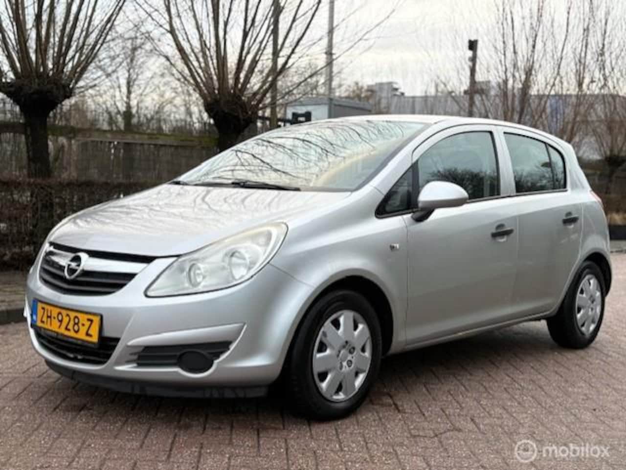Opel Corsa - 1.0-12V Selection 1.0-12V Selection - AutoWereld.nl