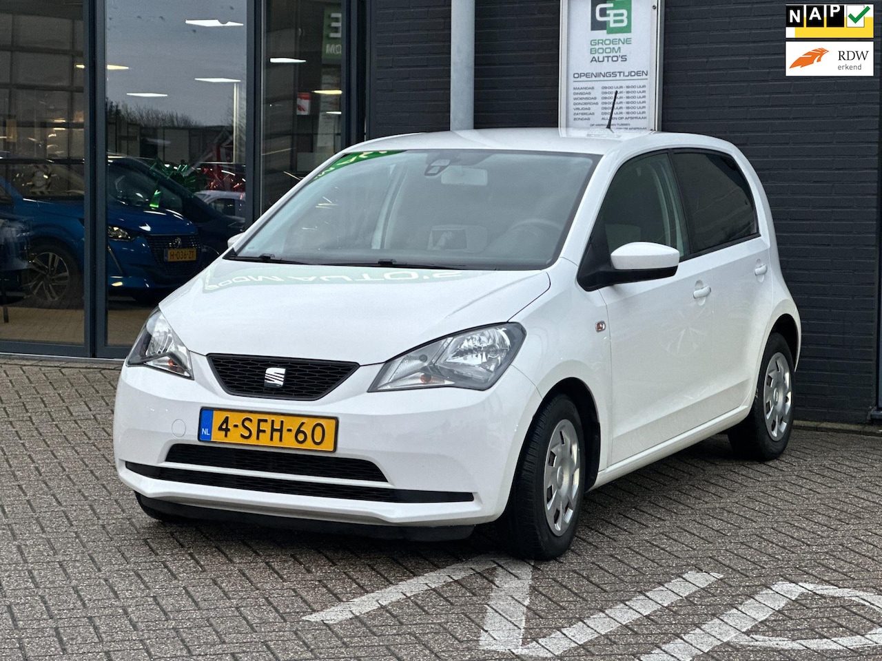 SEAT Mii - 1.0 Style/2E EIG/NAVI/5-DRS/NL-AUTO NAP!! - AutoWereld.nl