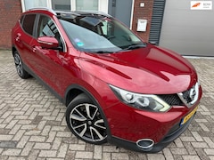 Nissan Qashqai - 1.2 Premier Edition / Pano / Navi / Leder / 360 Camera / PDC