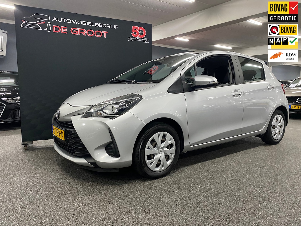 Toyota Yaris - 1.5 VVT-i Aspiration/ Nederlandse auto/ Achteruitrijcamera/ Navi/ Cruise Control - AutoWereld.nl