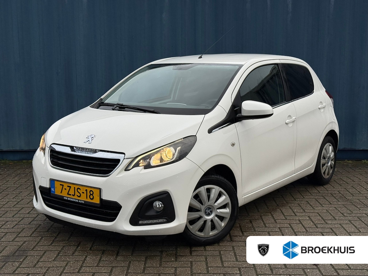 Peugeot 108 - 1.0 VTi Active Automaat | Cruisecontrol | Airco | Achteruitrijcamera | Trekhaak afneembaar - AutoWereld.nl