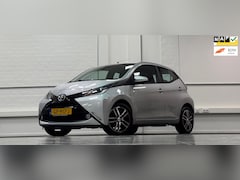 Toyota Aygo - 1.0i VVT-i x-play Camera Navigatie LM Velgen Airco