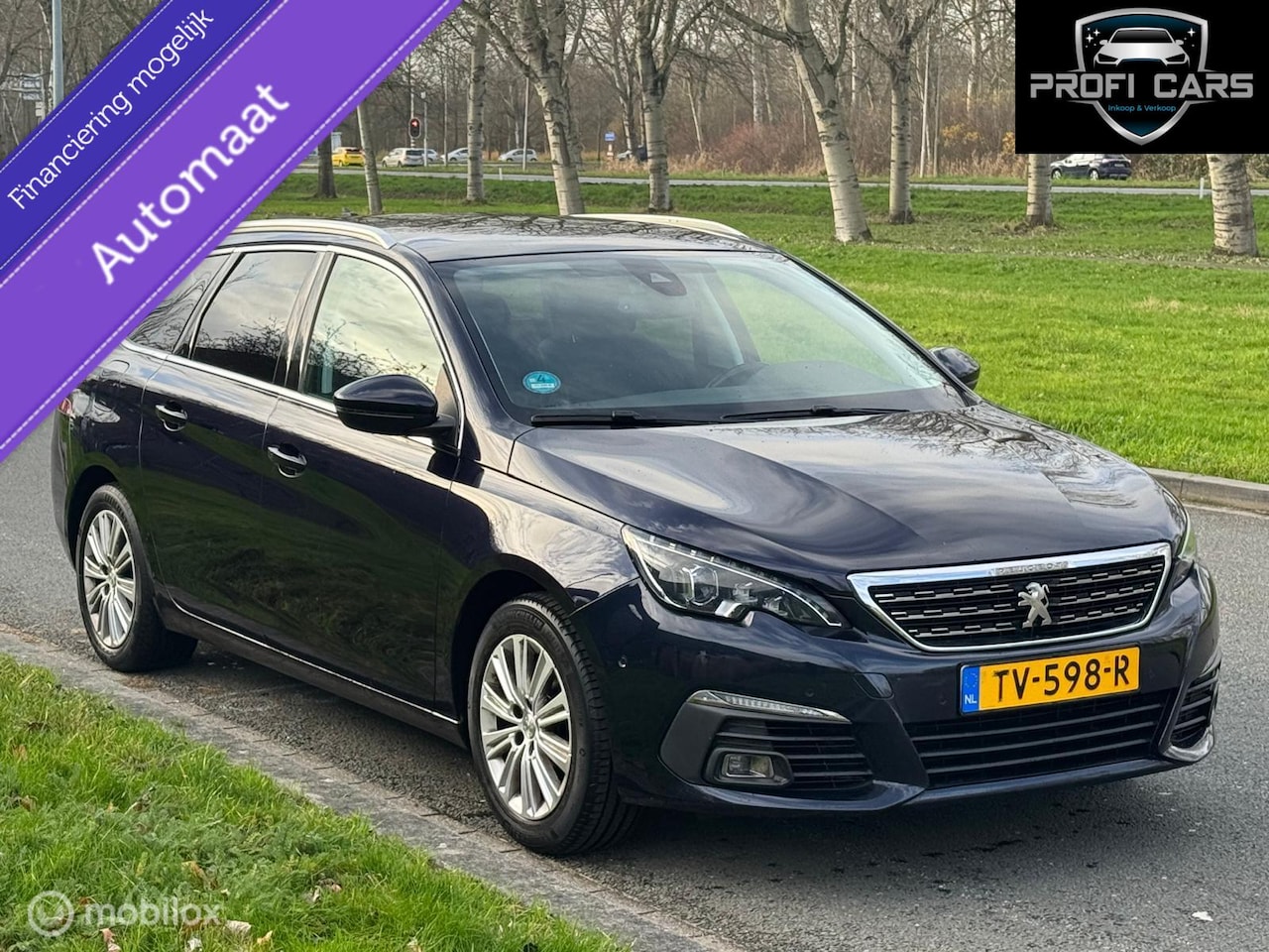 Peugeot 308 SW - 1.2 Automaat Pano Navi Camera Trekhaak - AutoWereld.nl