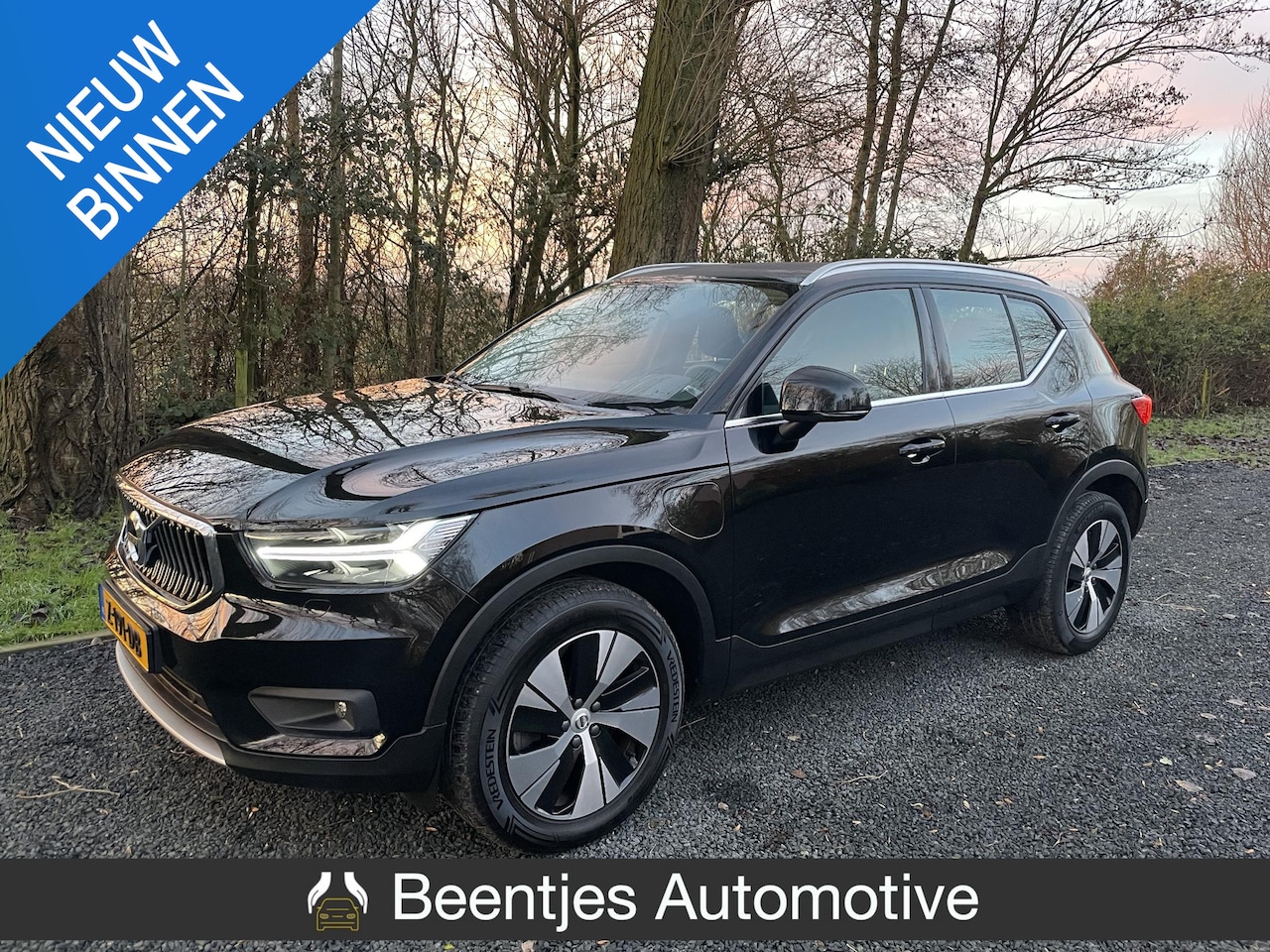 Volvo XC40 - 1.5 T4 Recharge Inscription Expression | Apple Carplay + Android | Parkeersensoren | Stuur - AutoWereld.nl