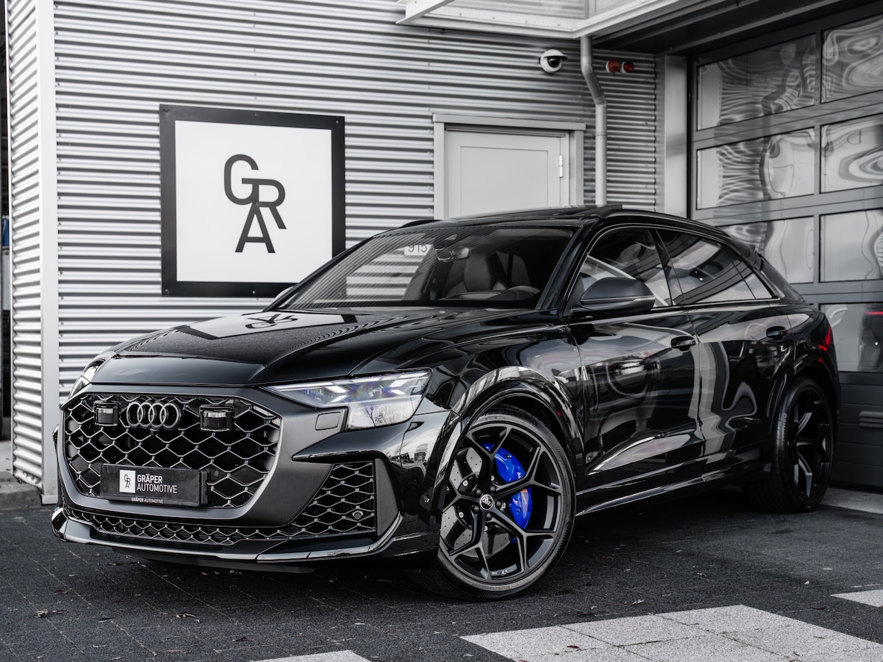 Audi RSQ8 - 4.0 TFSI quattro Performance | B&O 3D | Carbon | RS-designpakket blauw - AutoWereld.nl