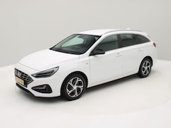 Hyundai i30 Wagon - 1.5 T-GDi MHEV Premium Aut. / Leder / Camera / Navi / Origineel NL