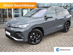 Volkswagen Tiguan - R-Line Edition - eHybrid | PANORAMA DAK | TREKHAAK | 360 CAMERA | NAVIGATIE | IQ. LIGHT |