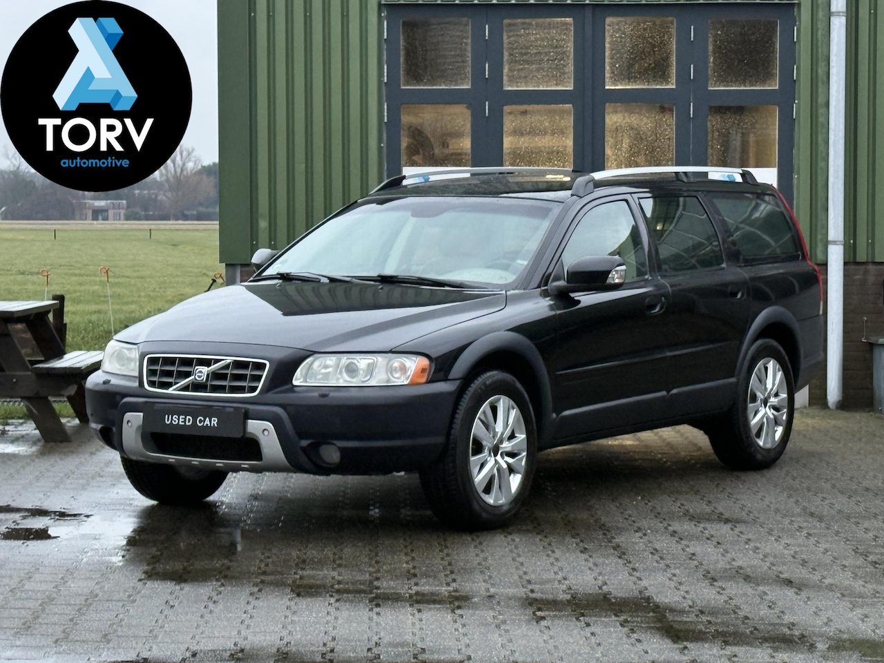 Volvo XC70 - 2.5 T Summum | Leder | Trekhaak | Dealer onderh. | Youngtimer | Memory Seats - AutoWereld.nl