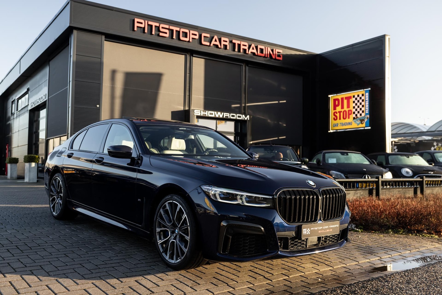 BMW 7-serie - 745e M-Sport, Pano, ACC, H&K Audio, Luchtvering, Topstaat! - AutoWereld.nl