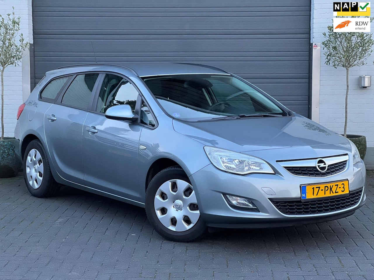 Opel Astra Sports Tourer - 1.4 Edition | Trekhaak | Airco | Cruise | Nieuwe koppeling | - AutoWereld.nl