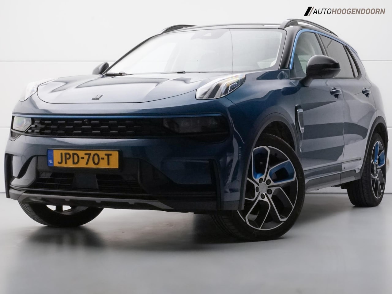 Lynk & Co 01 - 1.5 PHEV Luxe (PANORAMADAK,ADAPTIVE CRUISE,360 CAMERA,STOELVERWARMING,INFINITY SOUND,SFEER - AutoWereld.nl