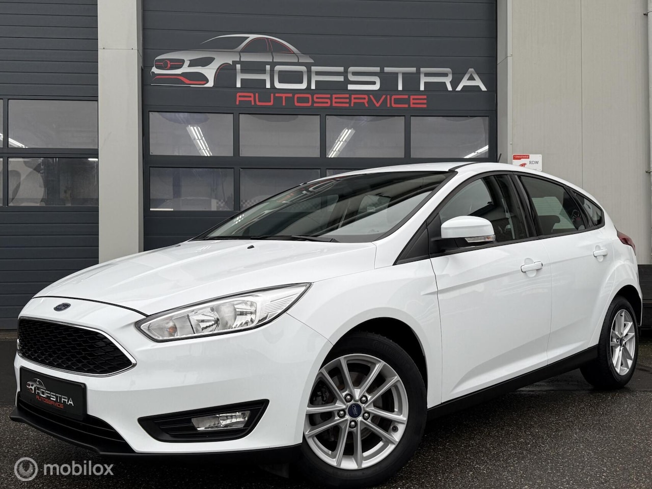 Ford Focus - 1.0 EcoBoost Trend Edition Business CarPlay Navi - AutoWereld.nl