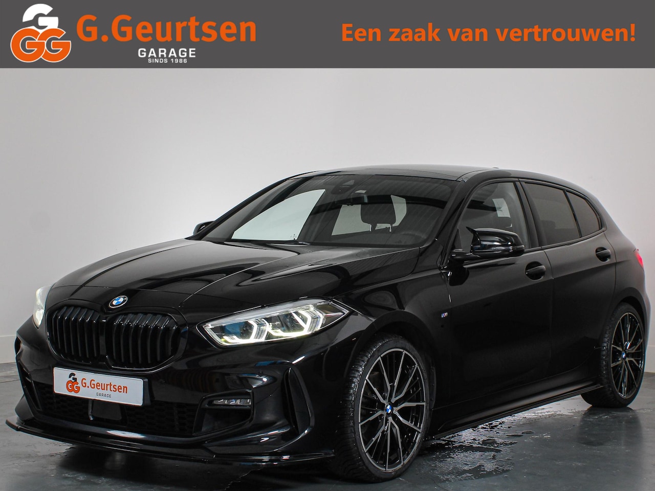 BMW 1-serie - 118i High Executive 118i High Executive, M-sport, LED, Navigatie, Cruise Control, Stoelverwarming, Apple CarPl - AutoWereld.nl