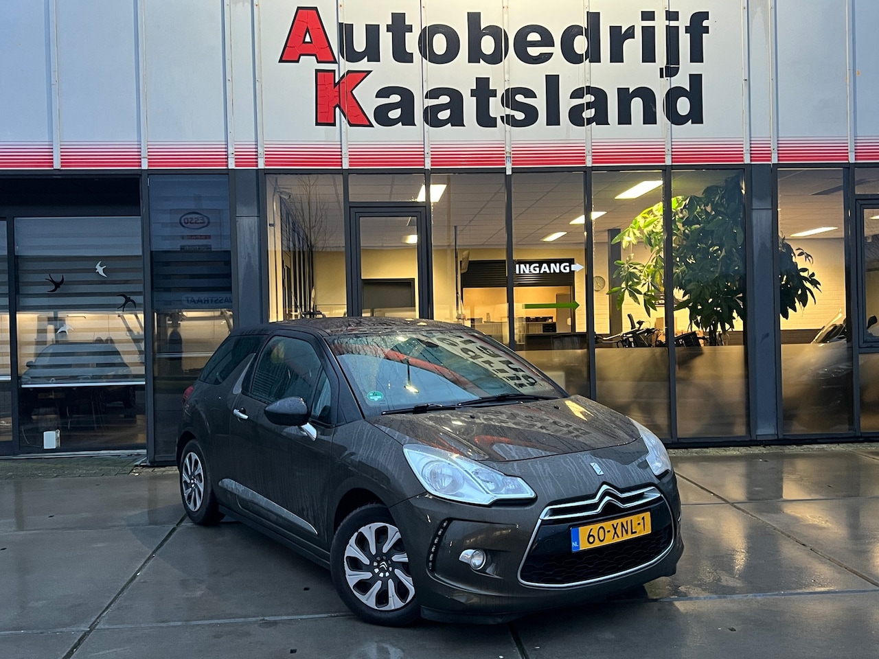Citroën DS3 - 1.4 e-HDi Chic - Navi - Clima - Cruise - - AutoWereld.nl
