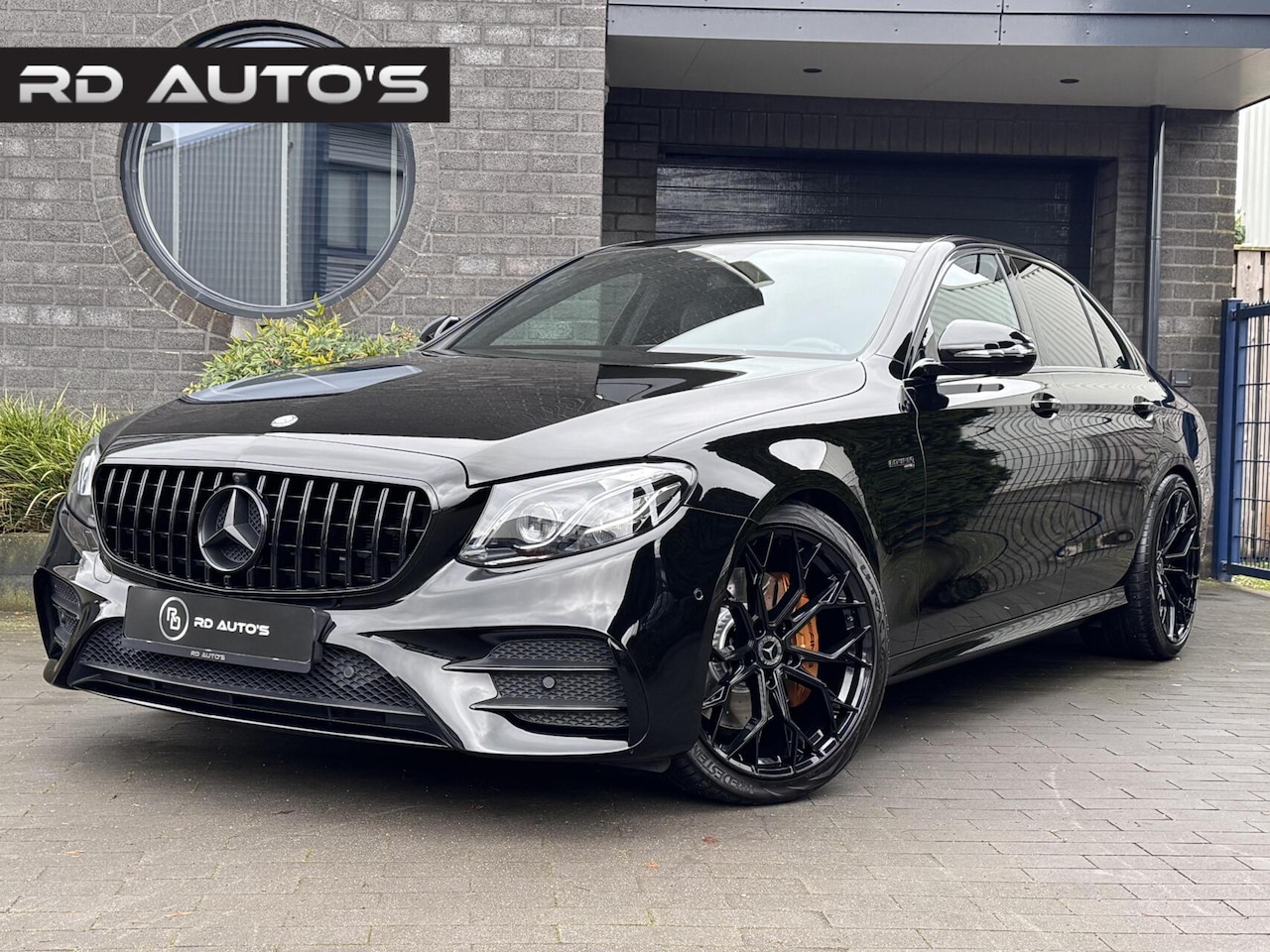 Mercedes-Benz E-klasse - AMG 43 4Matic Premium Widescreen 360° Burmester - AutoWereld.nl