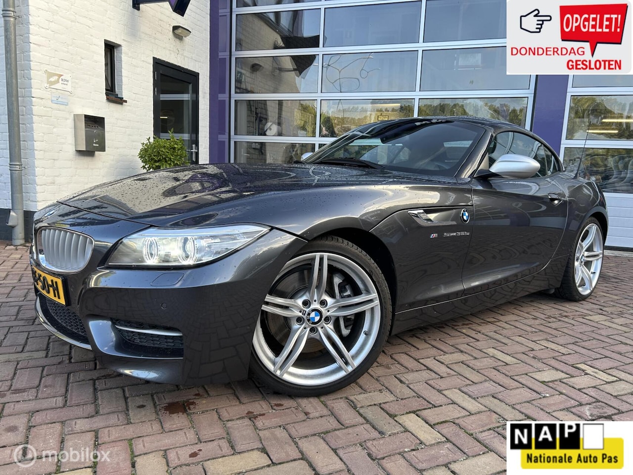 BMW Z4 Roadster - sDrive35is High Executive * 350 PK * LEDER - AutoWereld.nl