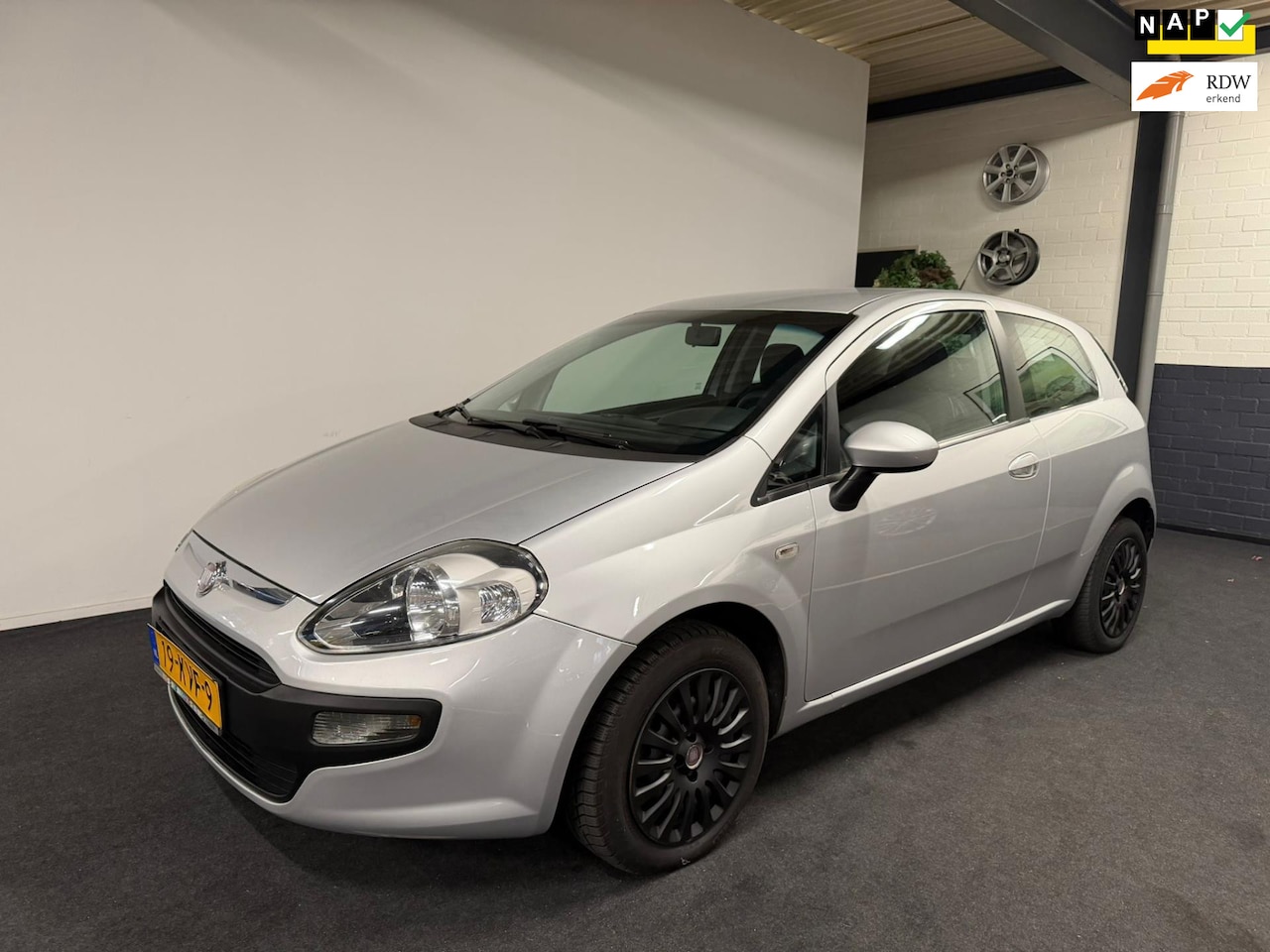 Fiat Punto Evo - 1.4 Dynamic 1.4 Dynamic - AutoWereld.nl