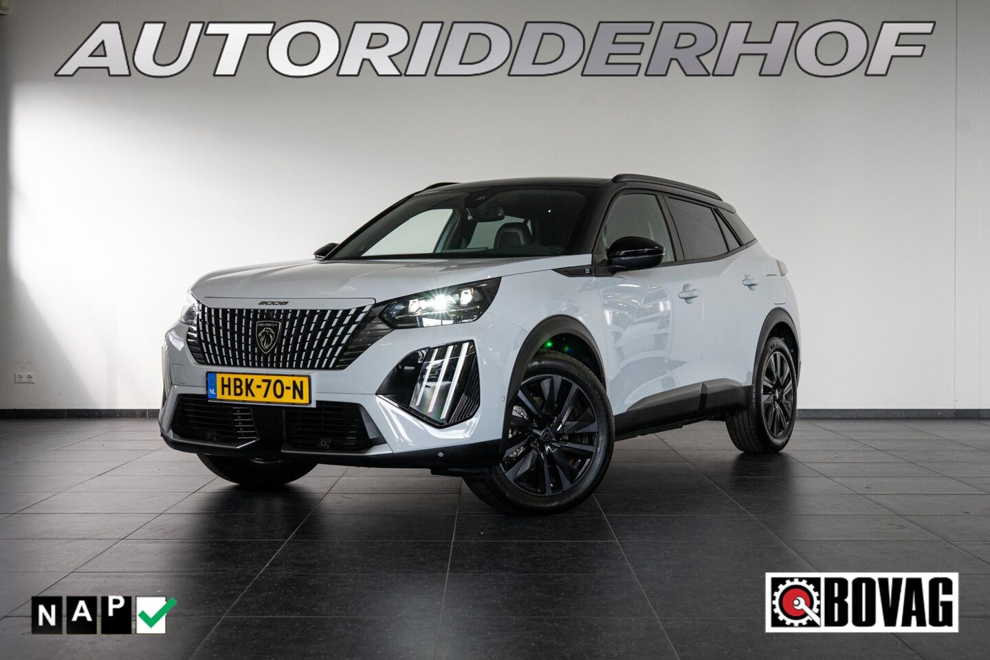 Peugeot e-2008 - GT 54 kWh 156PK | Pano | El. stoelen | Alcantara - AutoWereld.nl