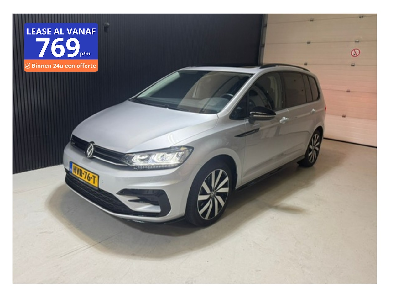 Volkswagen Touran - 1.5 TSI R-Line/pano/keyles/trekhaak - AutoWereld.nl
