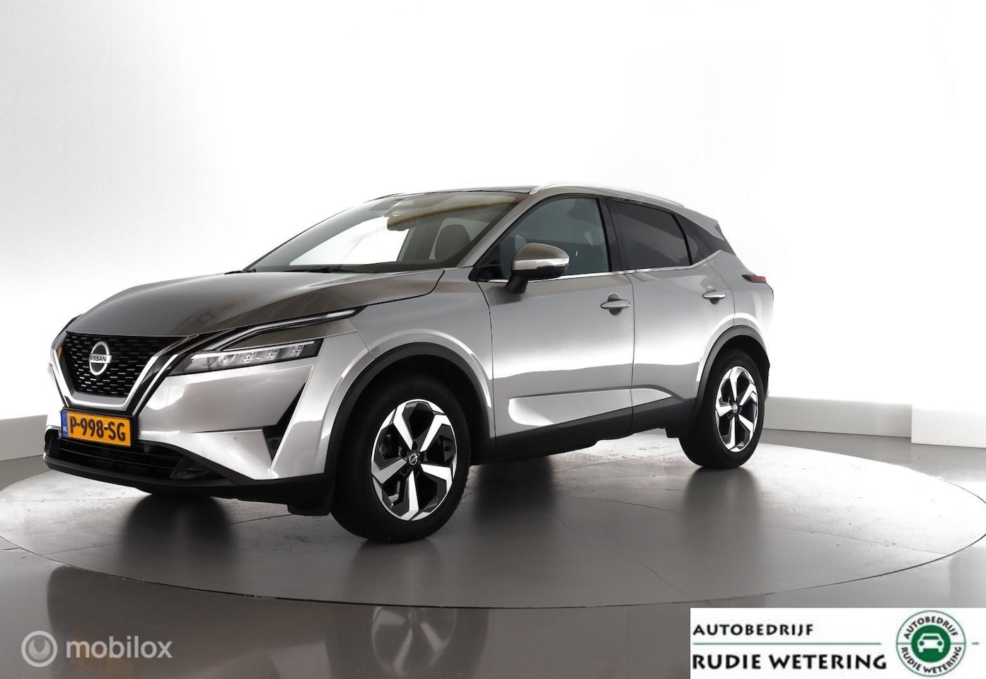 Nissan Qashqai - 1.3 MHEV 158PK Automaat Premiere Edition trekhaak|pano|led|cam|hud|acc|lmv18 - AutoWereld.nl