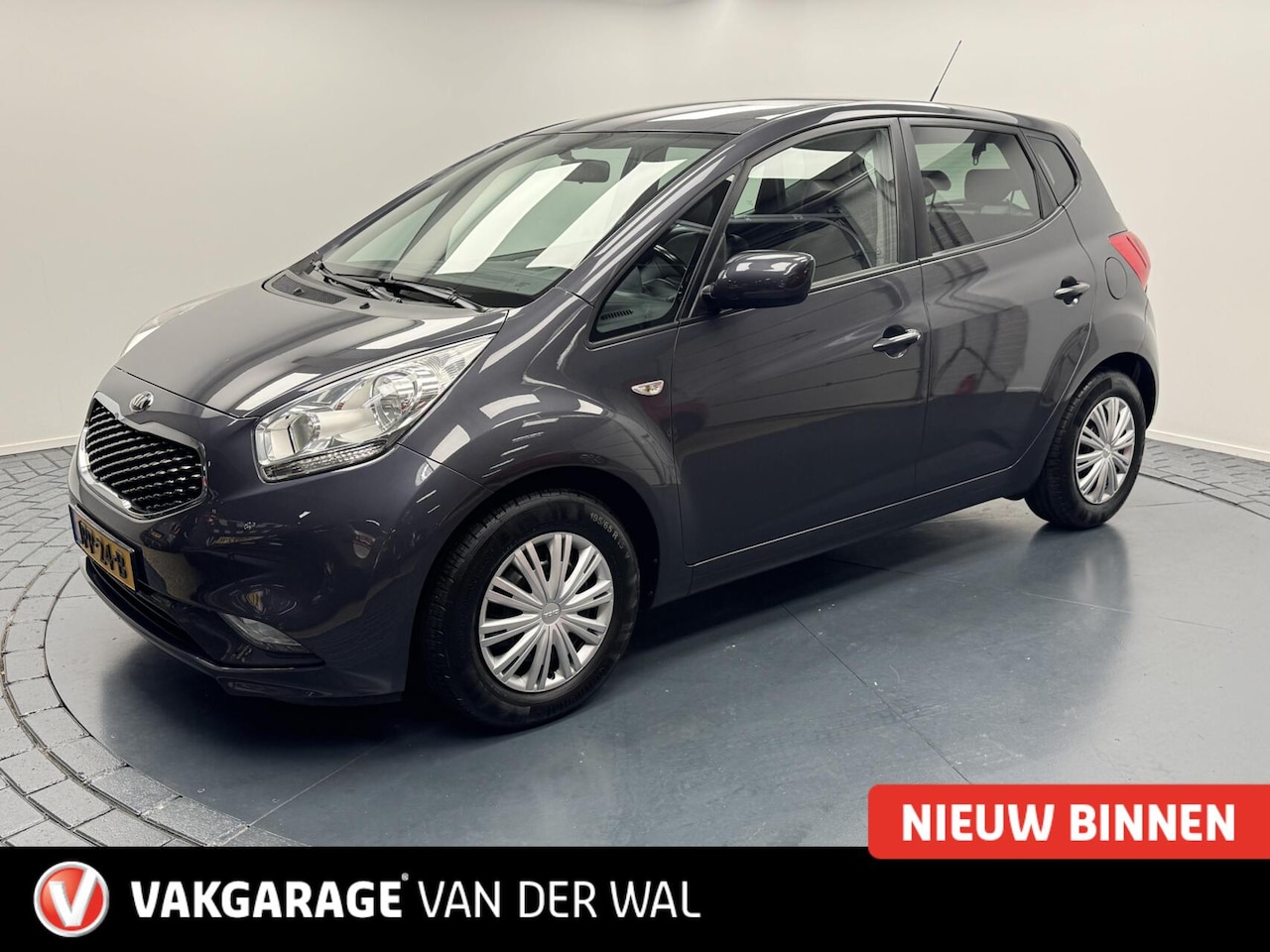 Kia Venga - 1.4 CVVT DynamicLine Navigatie-Cr.contr-Clima-Camera - AutoWereld.nl
