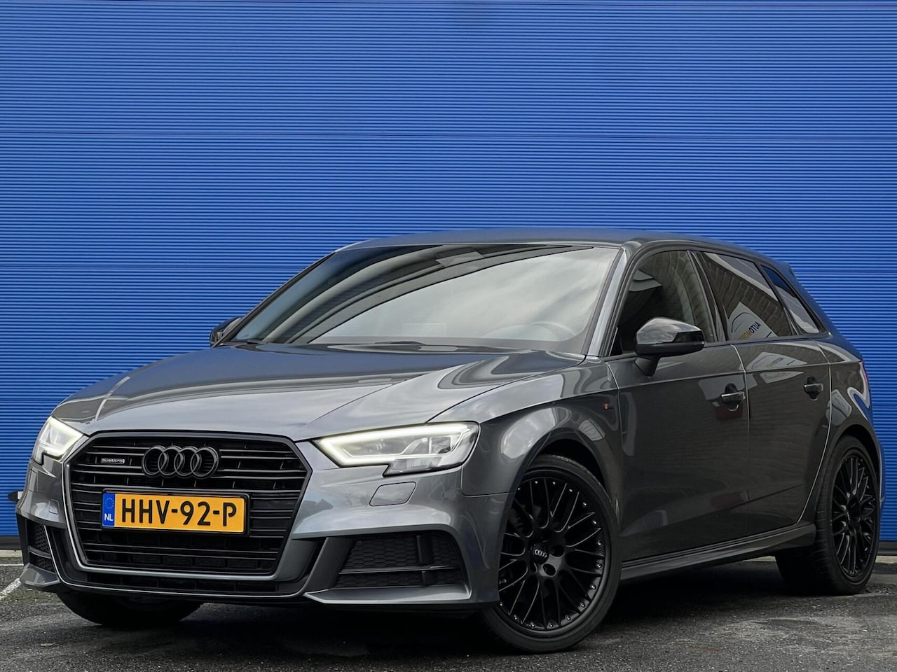 Audi A3 Sportback - 40 TFSI quattro | RS Zetels | Stuurverw. | Stoelverw. - AutoWereld.nl