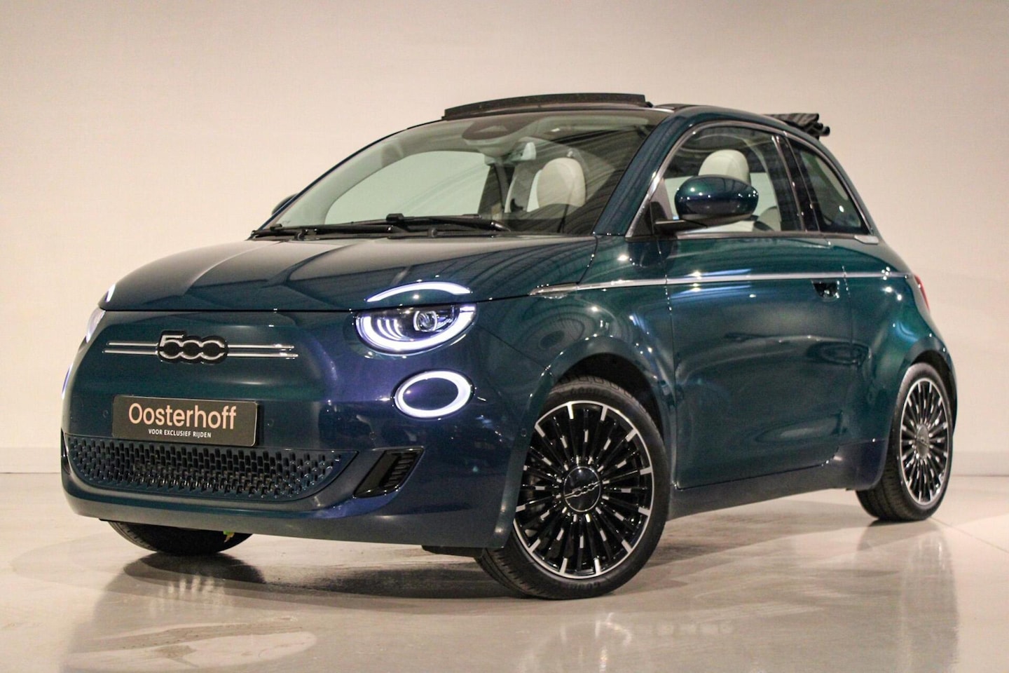Fiat 500 C - La Prima 42 kWh Uniek CAM | ACC - AutoWereld.nl
