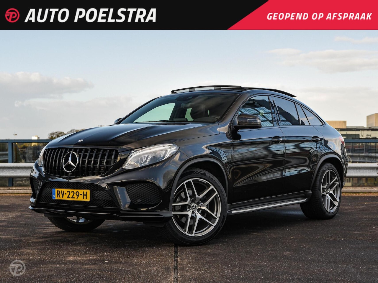 Mercedes-Benz GLE-Klasse Coupé - 350 d 4MATIC AMG Sport Edition Panoramadak Trekhaak Luchtvering Rondomzicht Camera Apple C - AutoWereld.nl