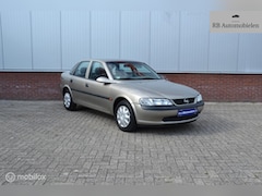 Opel Vectra - 1.6i GL Plus|25.224km|1996|1e eig|Nieuwsta|Airco
