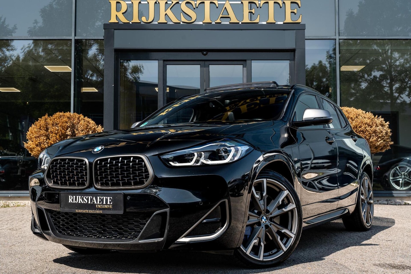 BMW X2 - M35i High Executive|PANO|CAMERA|CARPLAY|LEDER|20'' - AutoWereld.nl