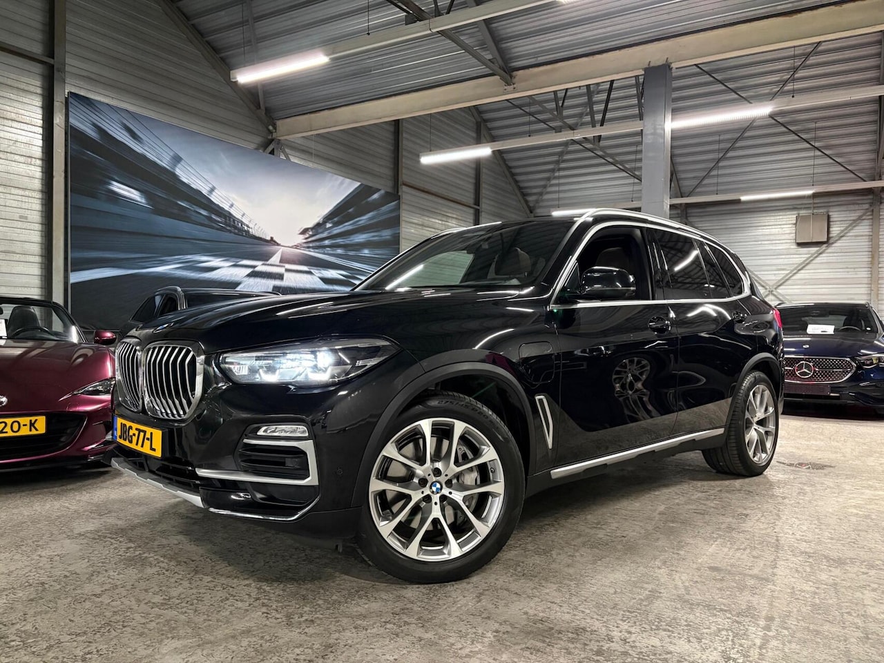 BMW X5 - xDrive45e High Executive | Pano | HUD | Trekhaak - AutoWereld.nl