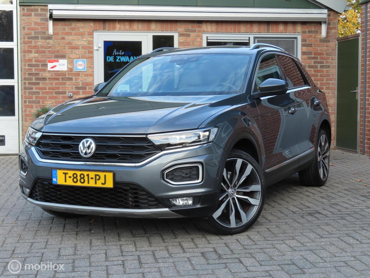 Volkswagen T-Roc - 2.0 TSI 4Motion Sport|Afneembare trekhaak|Pano|Beats audio|Leer|Led. - AutoWereld.nl