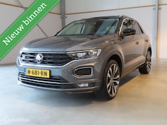 Volkswagen T-Roc - 1.5 TSI Sport Business R-Extr|Panoramadak|Camera|Carplay|Stoelverwarming|Led