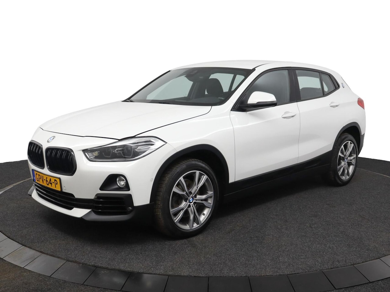 BMW X2 - sDrive18i Executive Airco Cruise Automaat LED - AutoWereld.nl