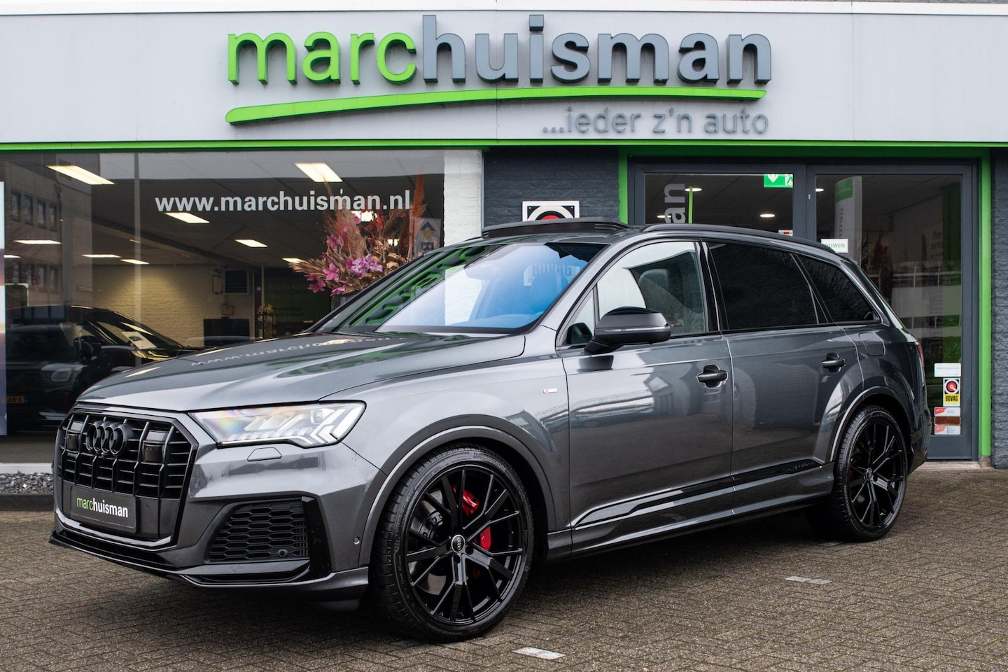 Audi Q7 - 60 TFSI e quattro Competition / S-LINE / PANODAK / 22 INCH / BTW - AutoWereld.nl