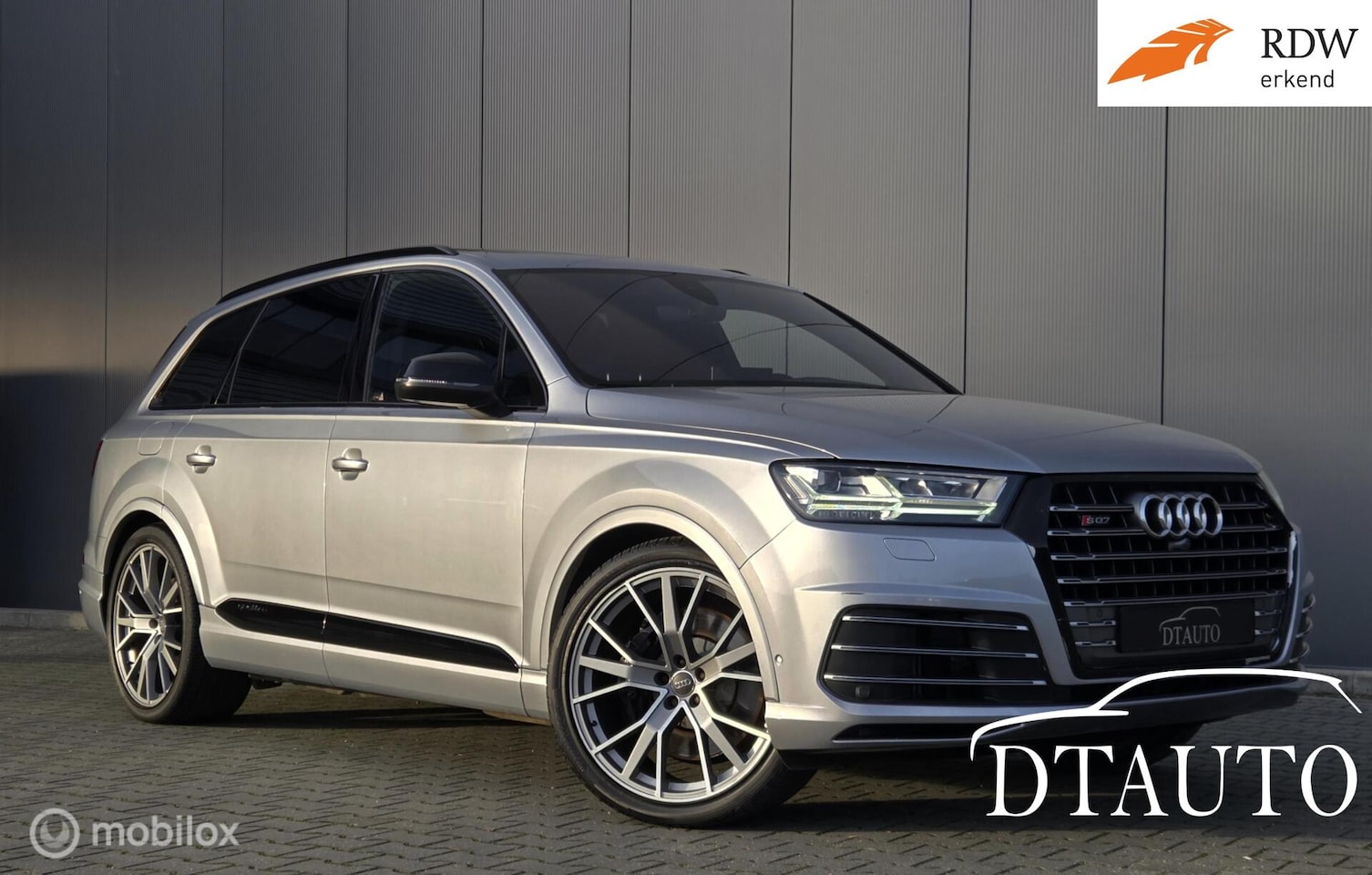 Audi SQ7 - 4.0 TDI quattro Pano Bose Grijs Kenteken IZGST 22'' - AutoWereld.nl