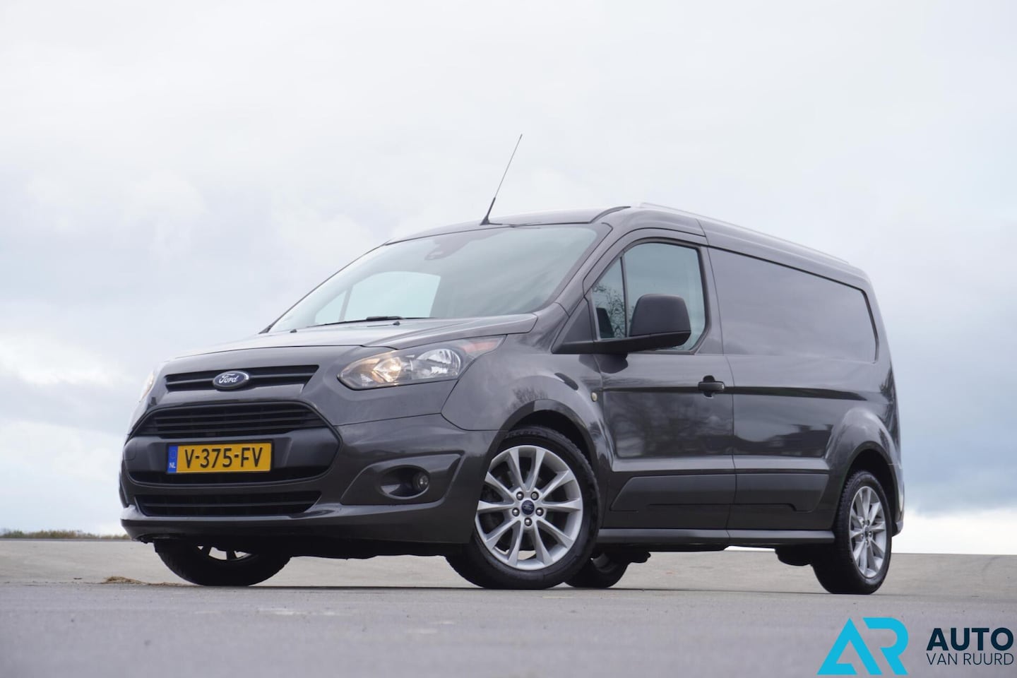 Ford Transit Connect - 1.5 TDCI L2 * Automaat * Luxe auto - AutoWereld.nl
