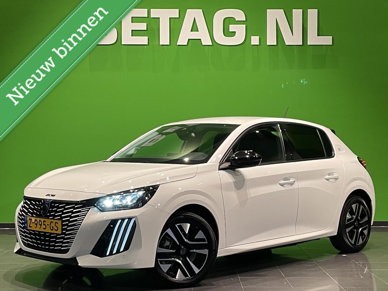 Peugeot e-208 - EV Style 50 kWh | Stoelverwarming | Climate Control | - AutoWereld.nl